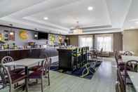 Bar, Kafe dan Lounge La Quinta Inn & Suites by Wyndham Canton MS