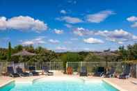 Swimming Pool Hotel Restaurant Le Gardon - Pont du Gard