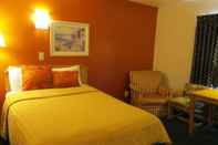 Kamar Tidur Town House Motel Inc