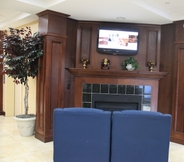 Lobby 3 Comfort Inn & Suites Scarborough - Portland