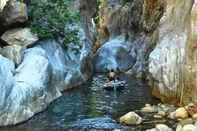 Hồ bơi Paradiso delle Madonie