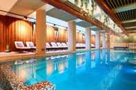 Kolam Renang Lucky Bansko Aparthotel SPA & Relax