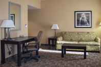 Common Space Hampton Inn & Suites-Knoxville/North I-75