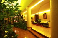 Sảnh chờ Hotel Jardines del Centro