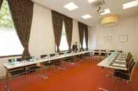 Functional Hall Residhome Aparthotel Paris Evry