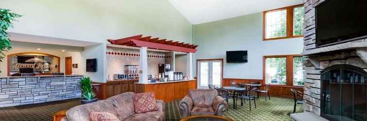 Lobby Howard Johnson by Wyndham Traverse City