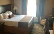 Kamar Tidur 3 Best Western Red River Inn & Suites