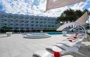 สระว่ายน้ำ 3 Hotel THB Naeco Ibiza - Adults Only