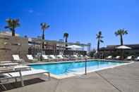 Swimming Pool Element Las Vegas Summerlin