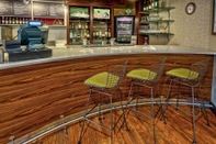 Bar, Cafe and Lounge Courtyard by Marriott Lima