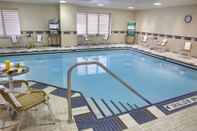 Swimming Pool Hilton Garden Inn Toronto Downtown