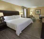 Phòng ngủ 4 Hilton Garden Inn Toronto Downtown