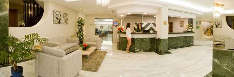 Lobby Hotel Palmira Paguera & Suites