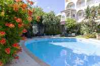 Swimming Pool Hotel Simius Playa