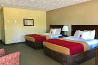Bedroom Econo Lodge Inn & Suites Munising Area