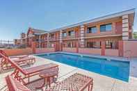 Swimming Pool Quality Inn Washington - St George North