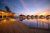 Swimming Pool Ellaidhoo Maldives by Cinnamon