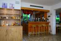 Bar, Kafe, dan Lounge Das Landhaus