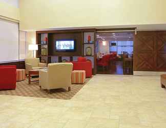 Lobby 2 Four Points by Sheraton Philadelphia City Center