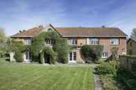 Exterior Bridge Farmhouse