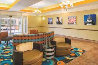 Lobby 4 La Quinta Inn & Suites by Wyndham Kingsland/Kings Bay