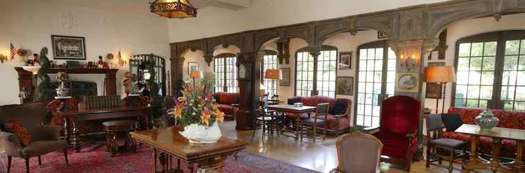Lobi Benbow Historic Inn
