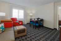 Common Space TownePlace Suites Marriott El Centro