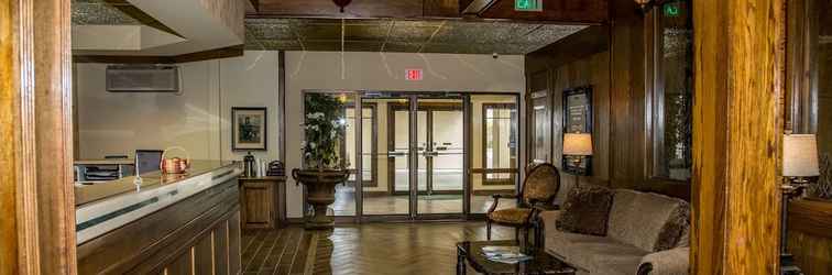 Lobby Baymont by Wyndham Fargo