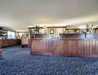 Lobby 2 Roosevelt Inn and Suites Saratoga Springs