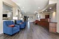 Lobi Comfort Inn & Suites Van Buren - Fort Smith