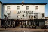 Bên ngoài The Longboat Inn
