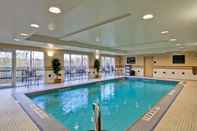 Swimming Pool Hampton Inn by Hilton Sudbury