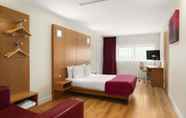 Bedroom 3 Ramada Encore by Wyndham Doncaster Airport