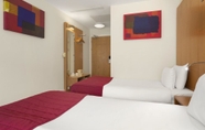 Bedroom 6 Ramada Encore by Wyndham Doncaster Airport