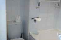 Toilet Kamar Seafield House