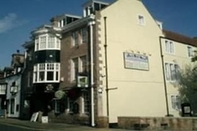 Exterior Black Bull Inn