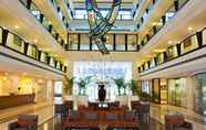 Lobby 3 Lemon Tree Hotel, Indore