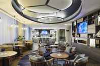 Bar, Cafe and Lounge Residence Inn by Marriott London Kensington