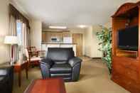 Common Space Days Inn by Wyndham Bonnyville