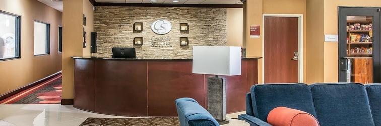 Lobby Comfort Suites South Bend near Casino