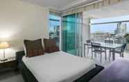 ห้องนอน 2 Oaks Brisbane Casino Tower Suites