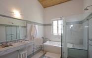 Phòng tắm bên trong 6 La Merced del Alto