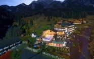 Atraksi di Area Sekitar 2 Almwellness-Resort Tuffbad