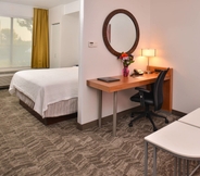 Bedroom 7 SpringHill Suites by Marriott Roseville