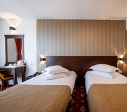 Kamar Tidur 7 Hotel Duke Armeneasca