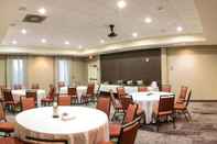 Ruangan Fungsional Courtyard by Marriott Norman