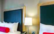 Bedroom 2 Cambria Hotel Columbus - Polaris