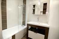 In-room Bathroom Hotel Montchapet