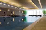 Swimming Pool Hong Kong SkyCity Marriott Hotel