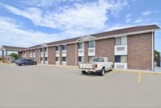 Luar Bangunan Econo Inn